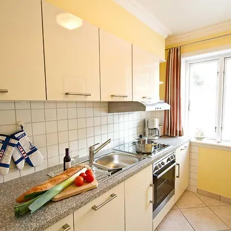 Apartment Wohnung-steuerbord