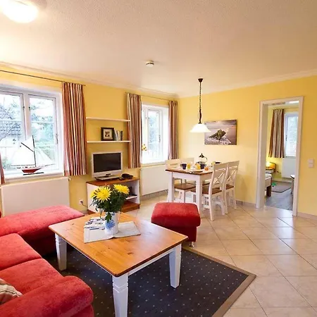 Apartment Wohnung-steuerbord *